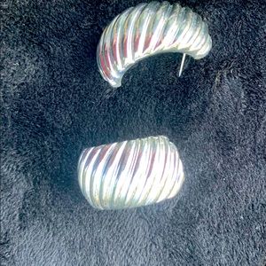 Silver Shell Design earrings